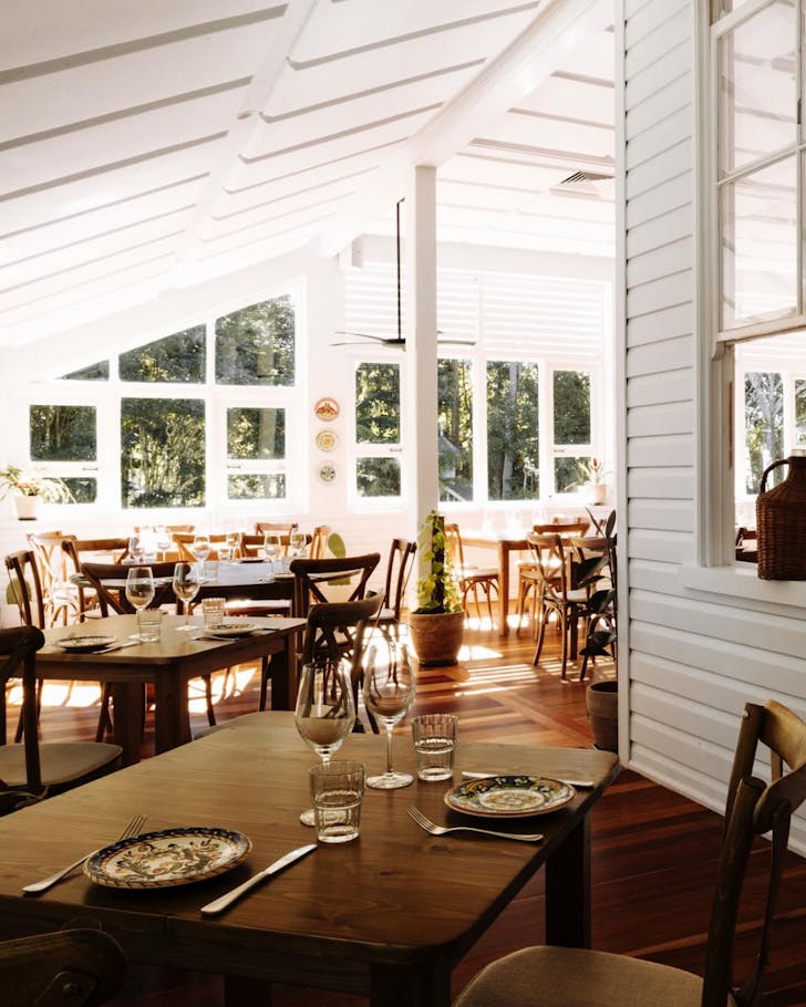 The Hut restaurant dining room