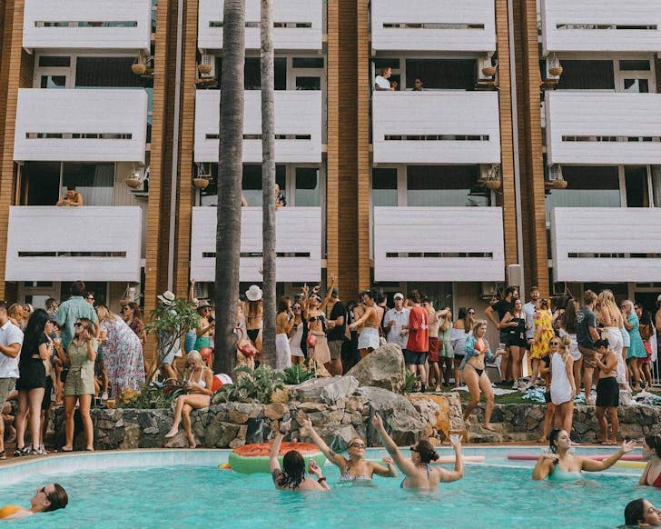 Indian Ocean Hotel pool