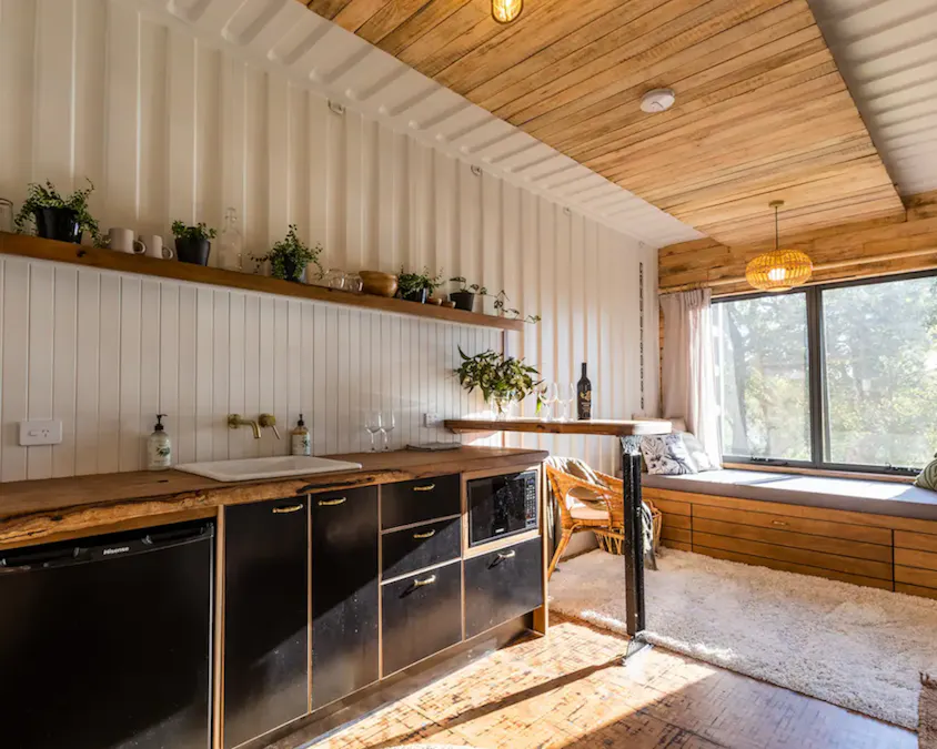 WA's Best Tiny Homes And Cabins For Your Next Off-Grid Escape | URBAN ...