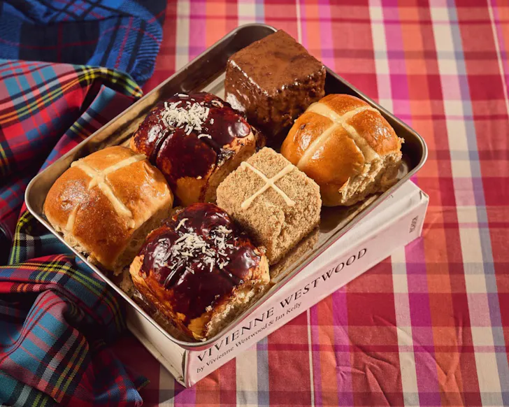 Tokyo Lamington hot cross buns