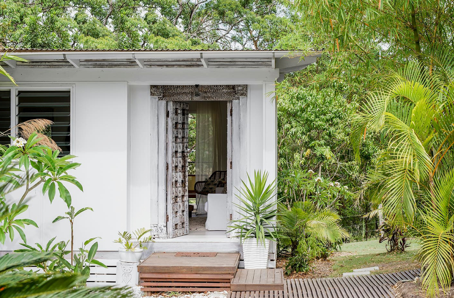 tree house on the sunshine coast