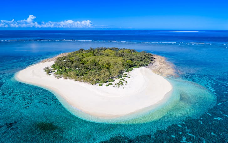 A seemingly deserted island in the Great Barrier Reef