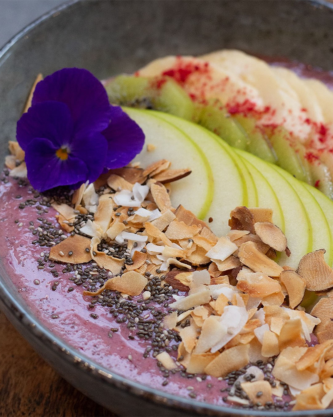 light and refreshing Smoothie Bowl, filled with scrumptious granola and fresh seasonal fruit.
