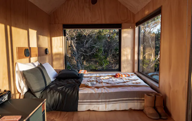 WA's Best Tiny Homes And Cabins For Your Next Off-Grid Escape | URBAN ...