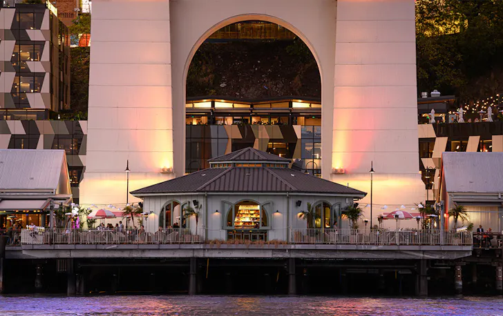 Waterfront Bars in Brisbane 