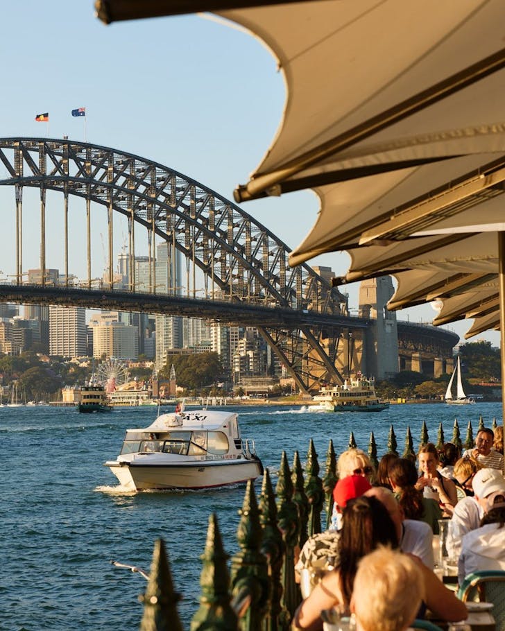whalebridge sydney cbd seafood restaurant waterfront