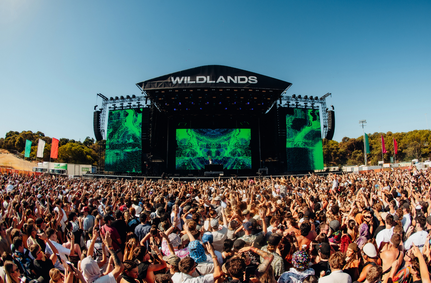 A packed stage crowd at Wildlands Festival.