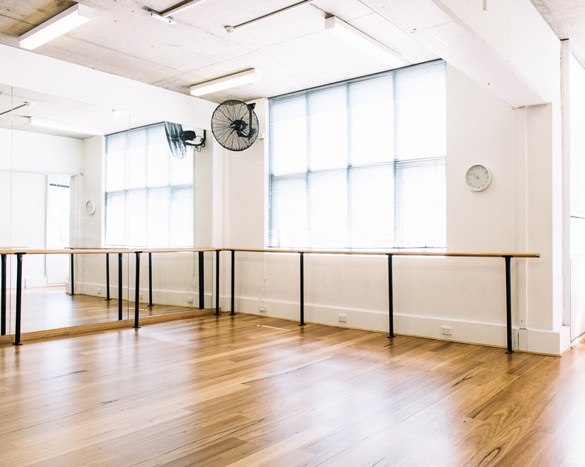 Xtend Barre Hawthorn