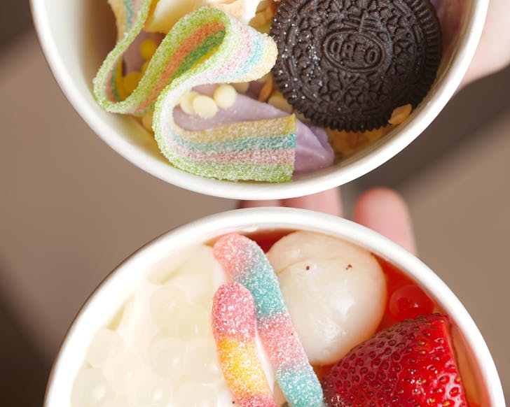 yogurberry best frozen yoghurt sydney 