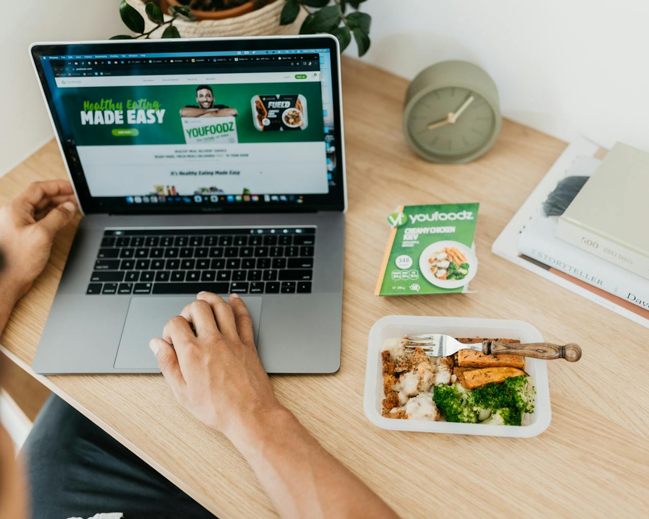 start-2023-strong-with-these-healthy-ready-made-meals-urban-list-global