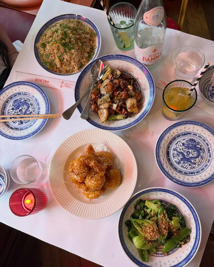 Young's Palace chinese