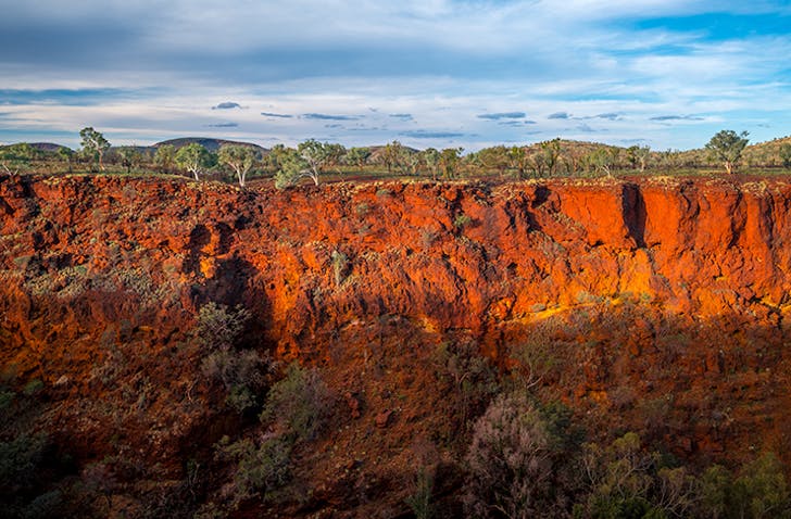 rocky ridges in Western Austrlia