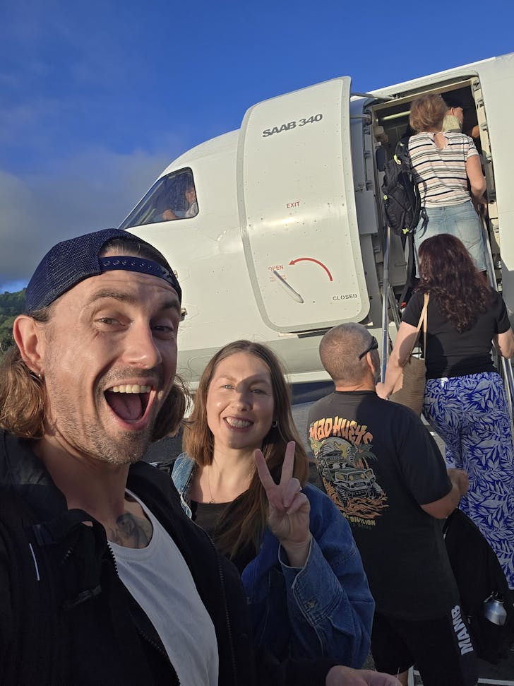 Navarone Farrell and Melinda Farrell on their way to Aitutaki.