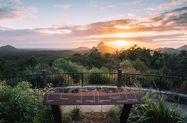 lookout overlokoing rainforest at sunrise