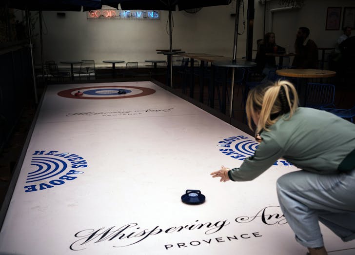 Kurling at Good Heavens.