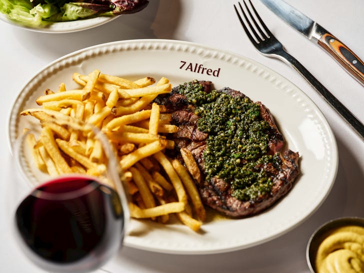 Steak frites at 7 Alfred.