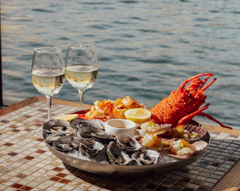 Cruise Bar Sydney Restaurant Harbour Seafood