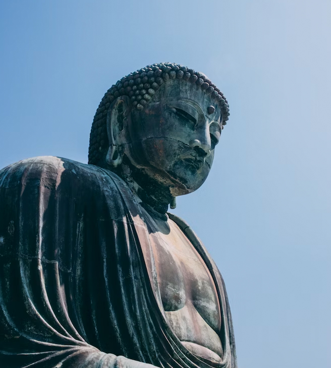 a buddhist statue