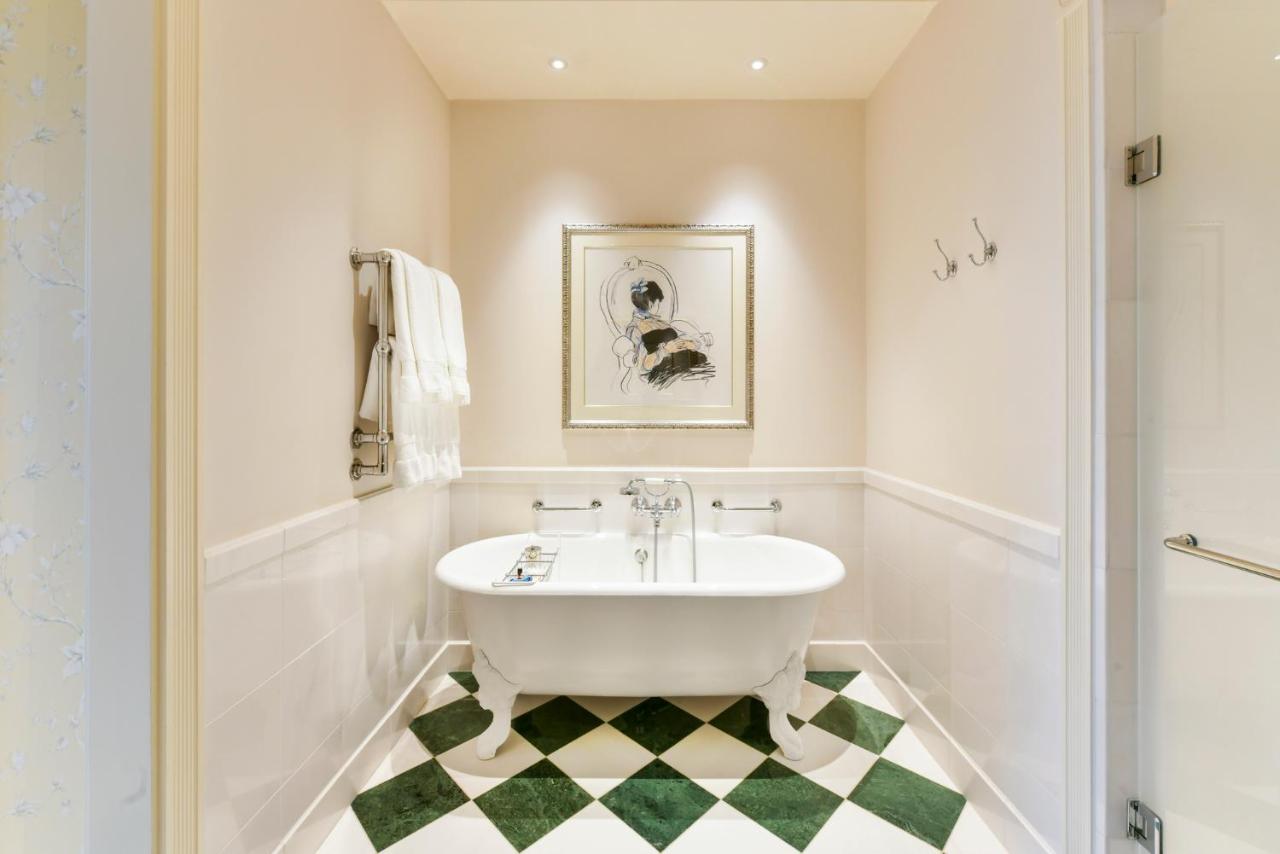 The Savoy London Covent Garden bathroom interiors