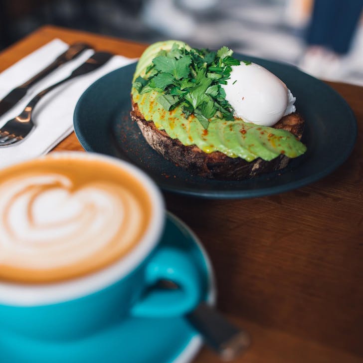 O Coffee Paris breakfast avocado on toast