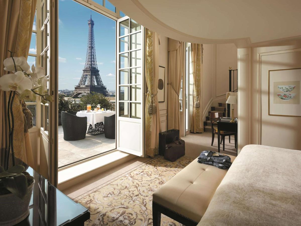 Shangri-La Paris Eiffel Tower view