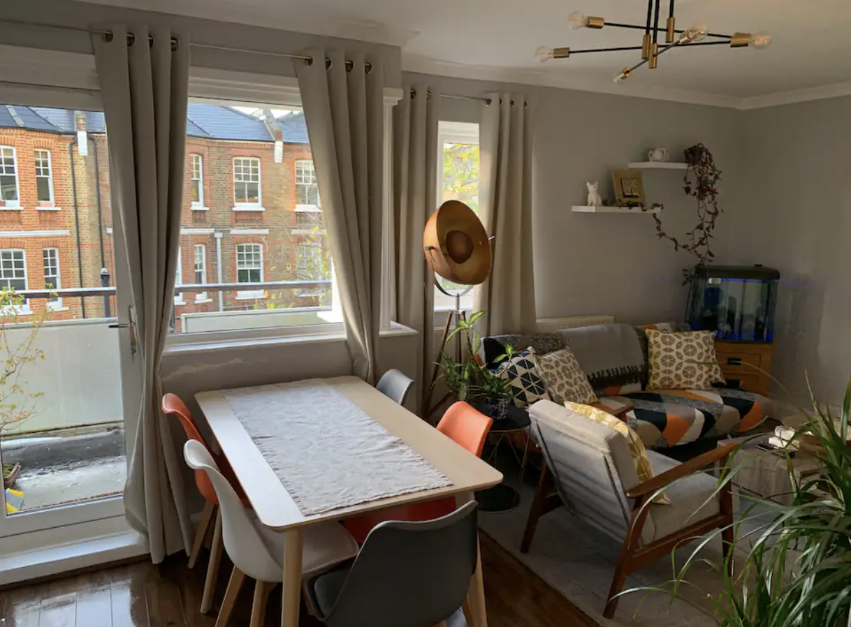 Spacious Bright Private Room In Oval London Cheap Airbnbs 2024