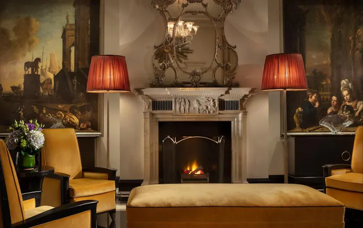The Carlyle Hotel NEW YORK fireplace