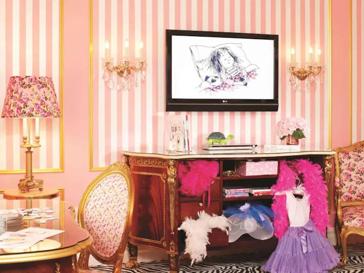 The eloise suite at The Plaza best hotels for families New York
