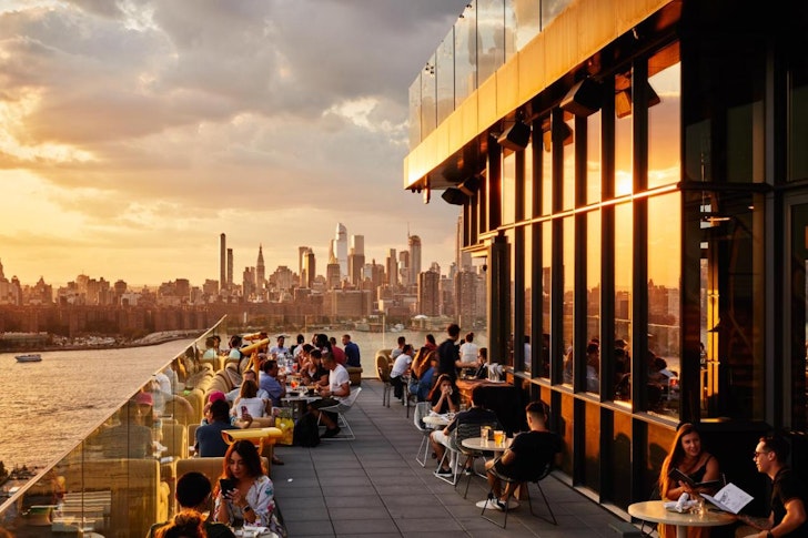 The William Vale Rooftop Bar overlooking Manhattan