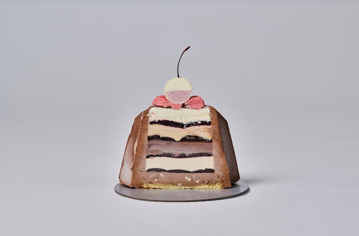 If Pidapipo's Christmas tree shaped gelato cake isn't on our table this Christmas, tantrums will be had.