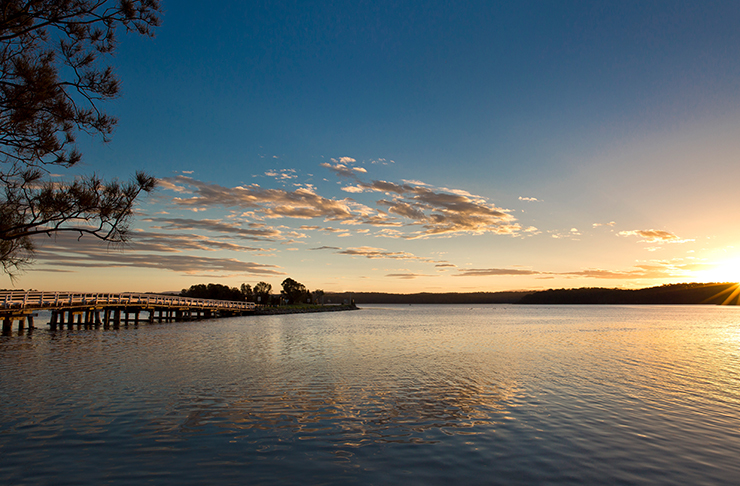 Soak Up The Serenity At 12 Of The Most Beautiful Lakes In NSW | URBAN ...