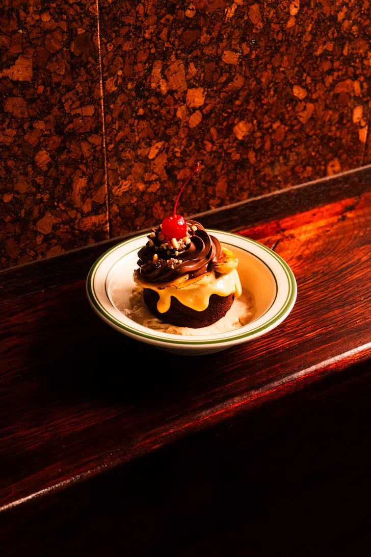 banana split on a plate