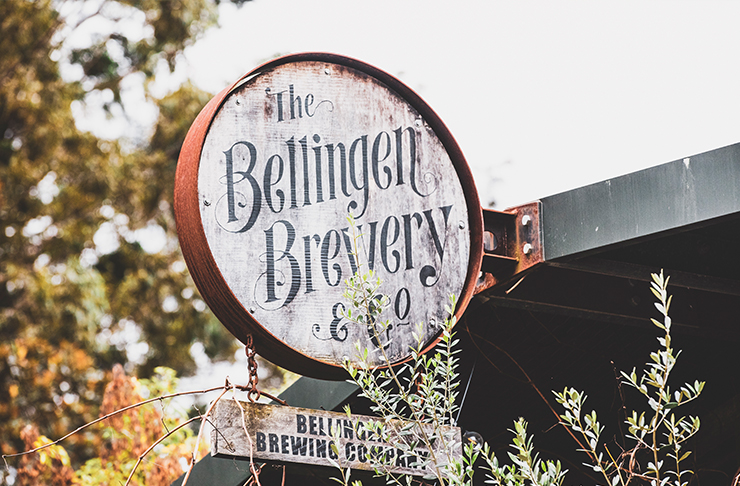 sign out front of bellingen brewery