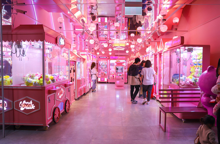 pink arcade