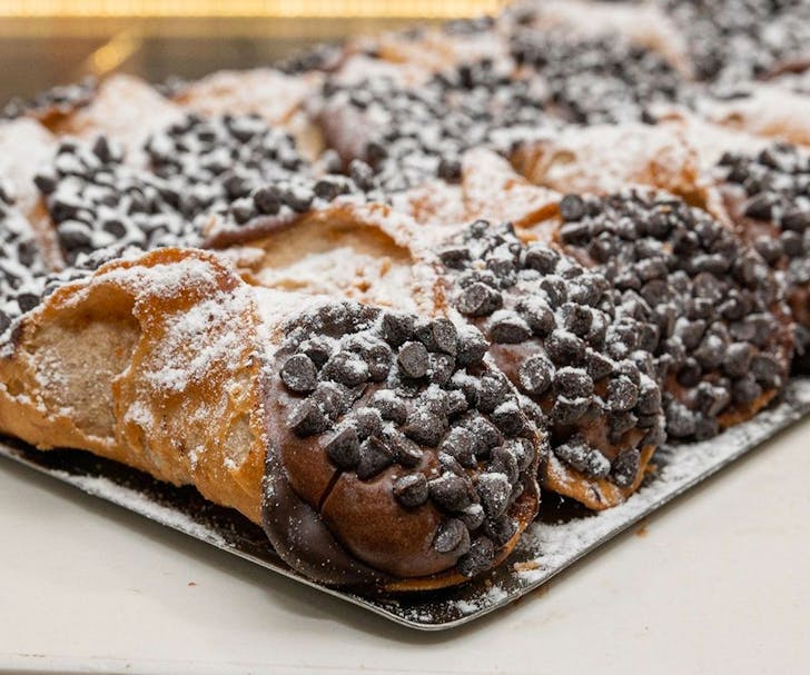 cookies and cream cannoli