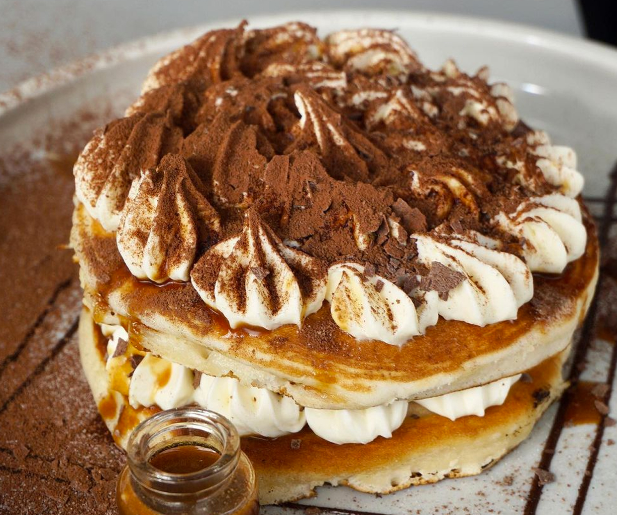 https://imgix.theurbanlist.com/content/general/enews-tiramisu-pancakes.jpg