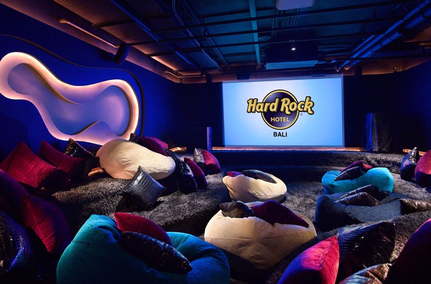 Rock bali. Hard Rock Hotel магазин. Hard Rock Hotel 4*. Мягкая игрушка hard Rock Hotel. Hard Rock Hotel Bali 4*.