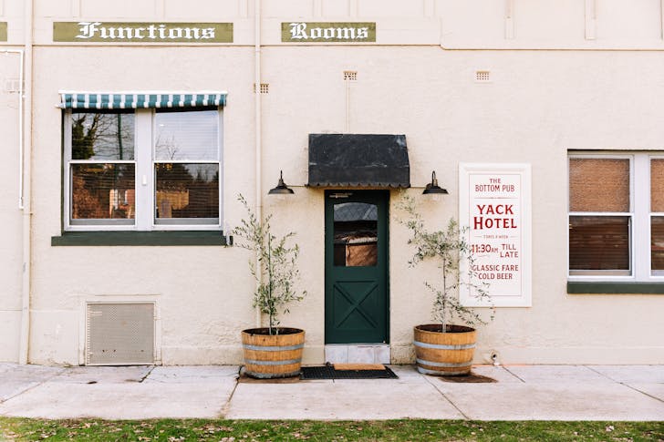The Yackandandah Hotel Taken Over By Melbourne Chef Dale Kemp