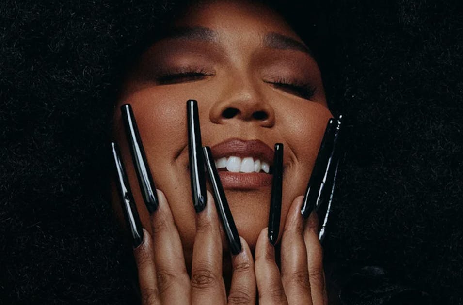  Lizzo Is Officially Bringing Her World Tour To Australia And New Motiv 
