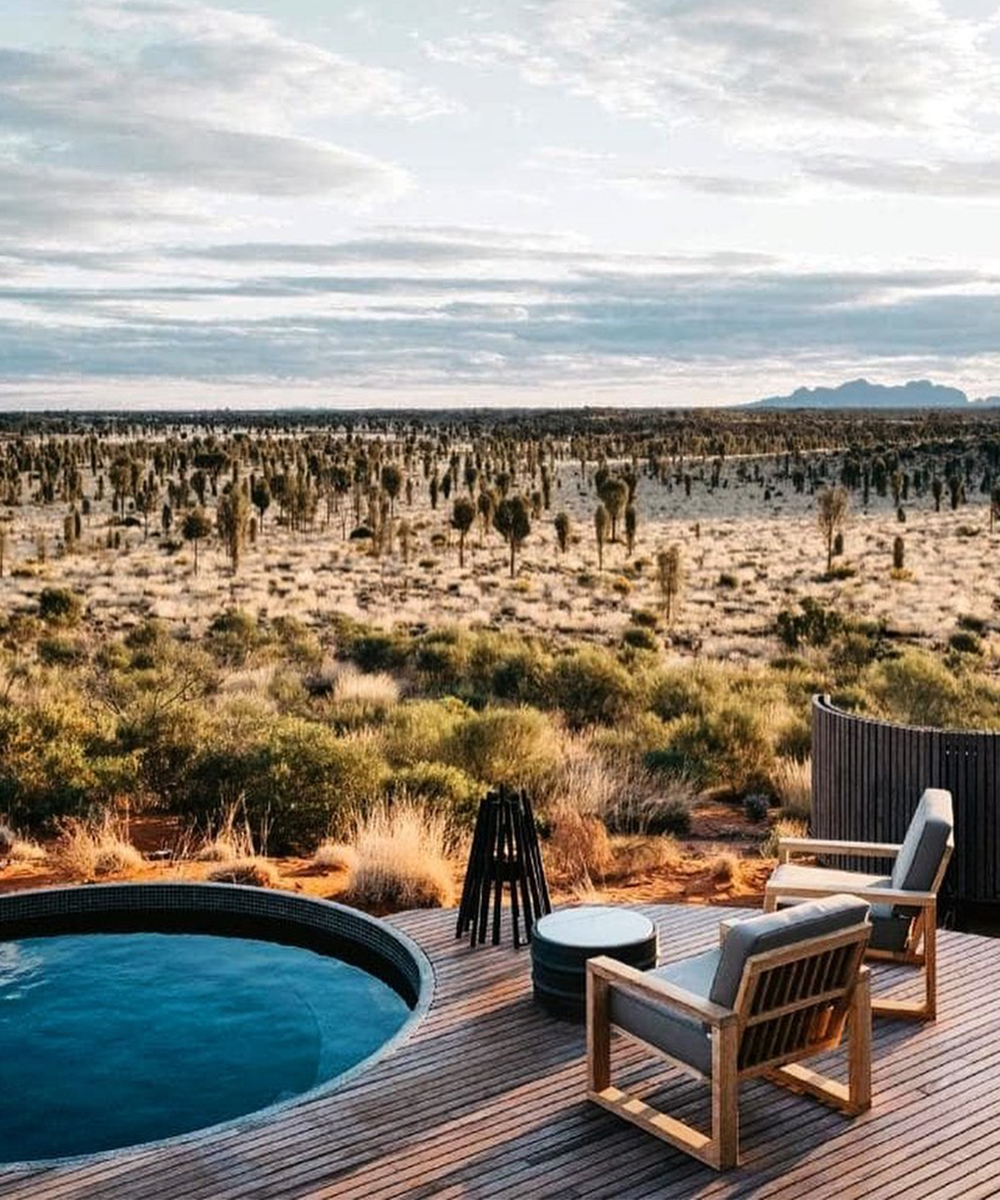 a sunken bath on the deck of Longitude in Uluru.