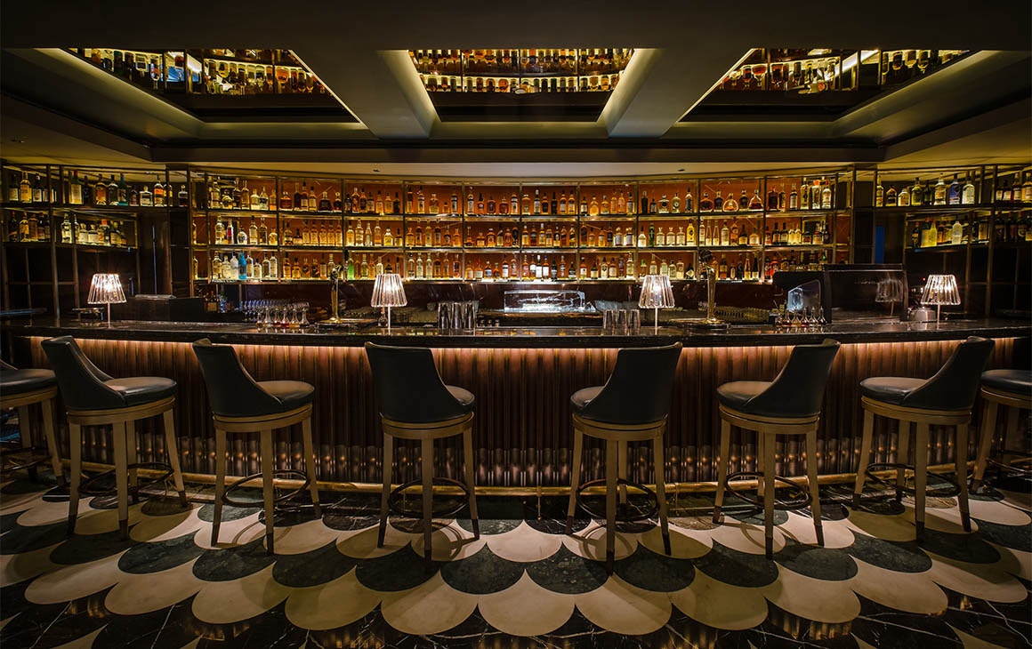 manhattan bar