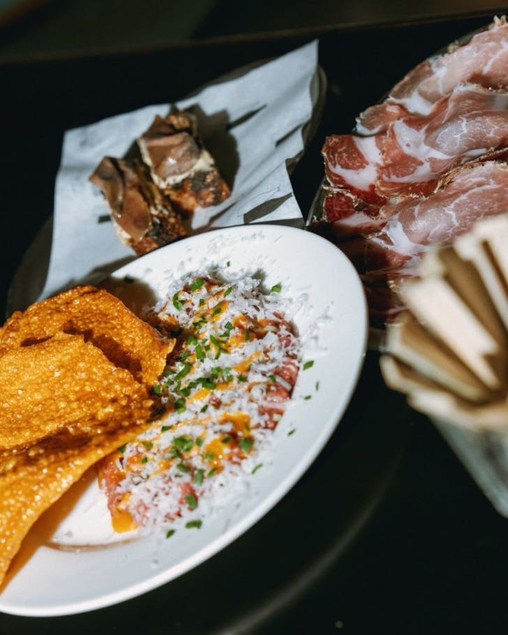 Mosto Bali dishes