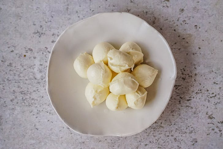plate of bocconcini